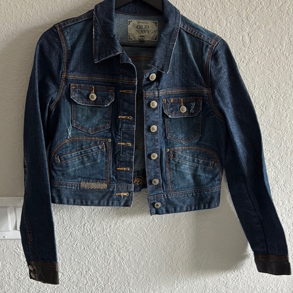 Old Navy Blue Cropped Jean Jacket with Vintage Appeal
